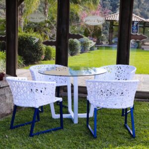 Conjunto de Mesa Minas, 4 cadeiras e mesa com tampo de vidro, ripado ou madeira.